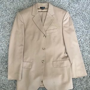 Conwell H&M Tan Suit. Size: 40/38